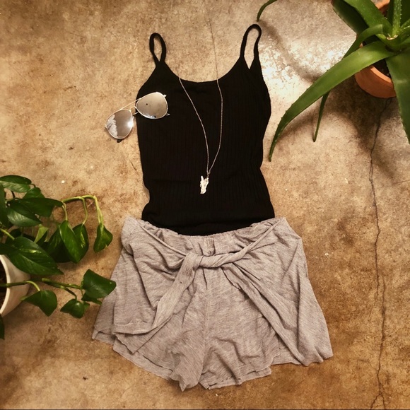 OYSHO Pants - 🌿Gray OYSHO shorts🌿